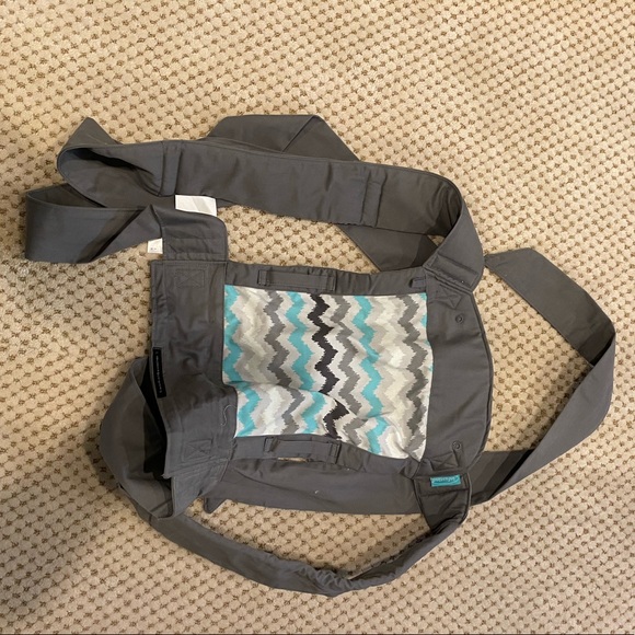 infantino sash wrap and tie